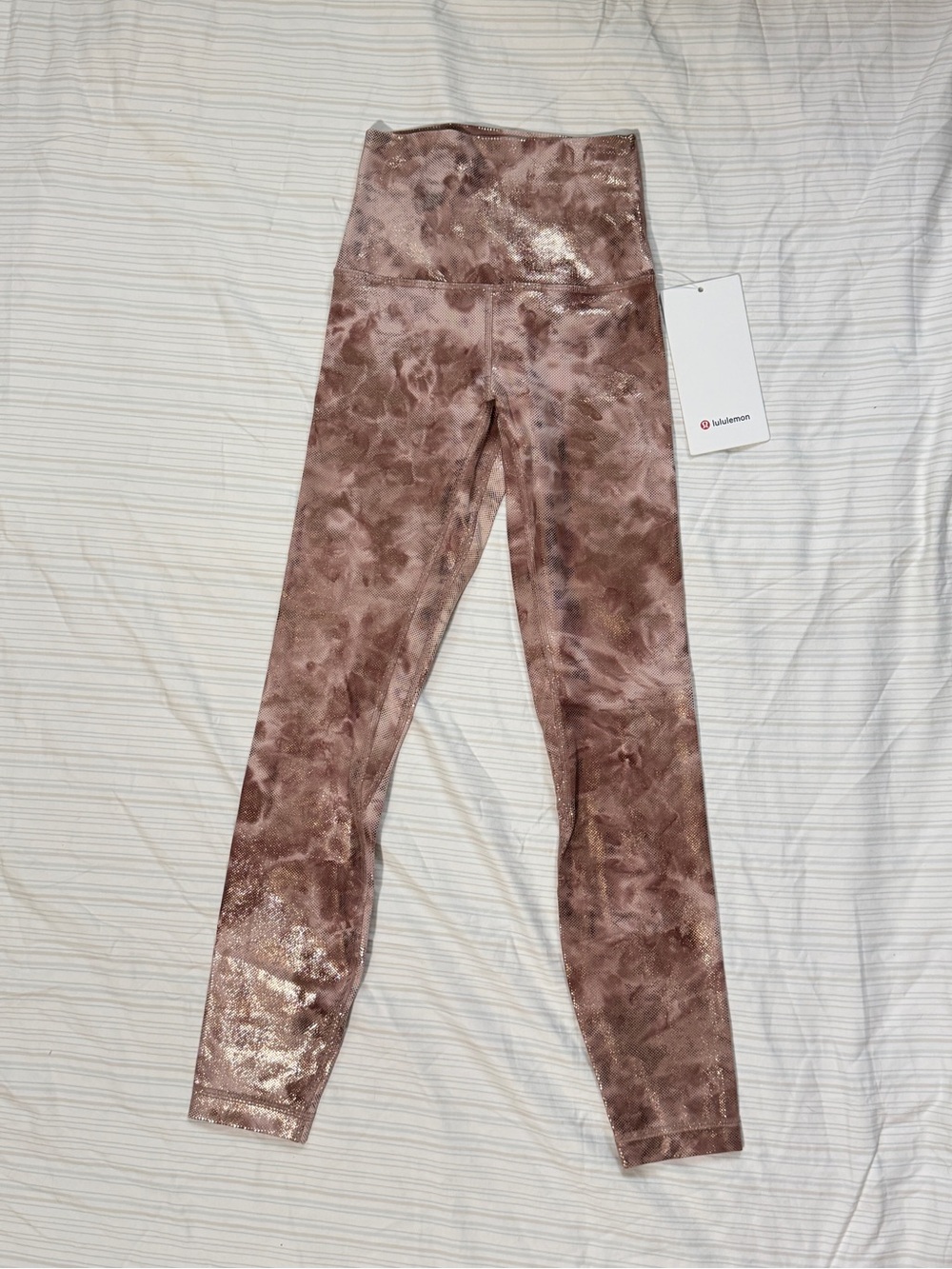 $118 NWT Lululemon diamond dye foil align pant size 0/25”